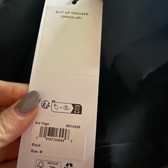 ALO Yoga Black Wide-Leg Pants - Picture 3 of 3